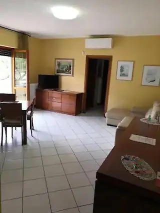 Bilocale 80 Mq, Con Terrazza Abitabile *