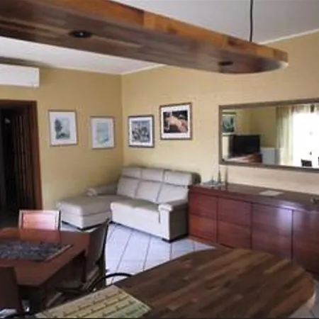 Apartamento Bilocale 80 Mq, Con Terrazza Abitabile Tortoreto